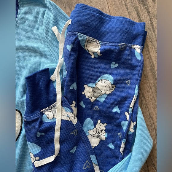 Disney Winnie the Pooh Pajama Set - Picture 2 of 5